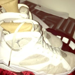 Air Jordan Retro “Pure Platinum”